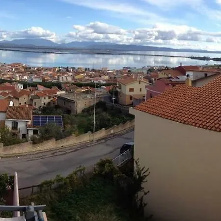 Con Balconi Vista Mare SantʼAntìoco